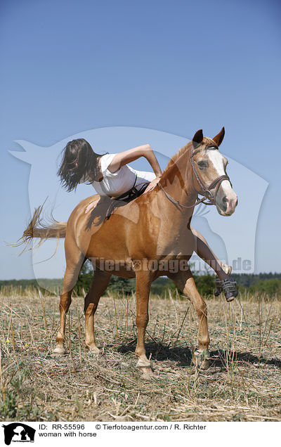 woman with horse / RR-55596