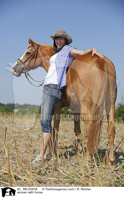 woman with horse / RR-55638