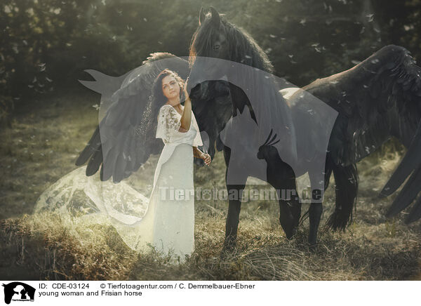 young woman and Frisian horse / CDE-03124