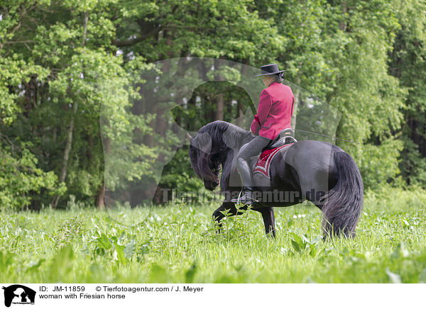 woman with Friesian horse / JM-11859