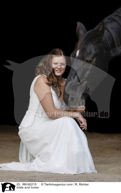 bride and horse / RR-90215