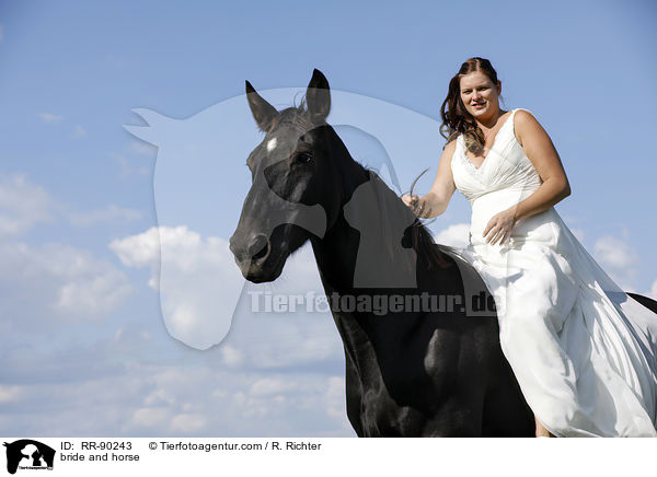 bride and horse / RR-90243