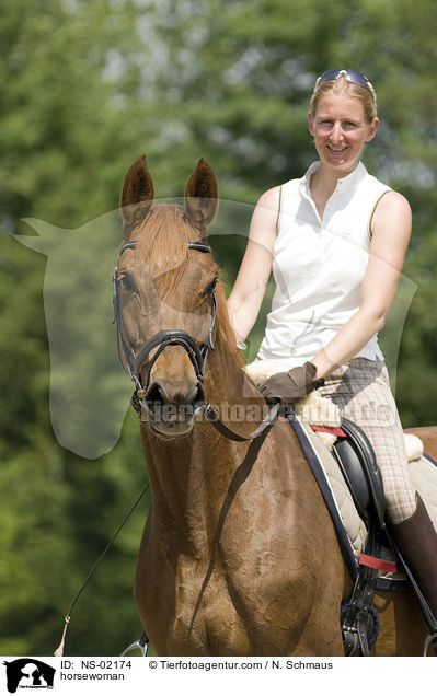 horsewoman / NS-02174