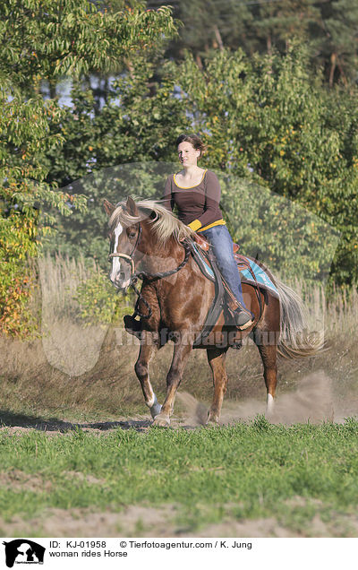 woman rides Horse / KJ-01958