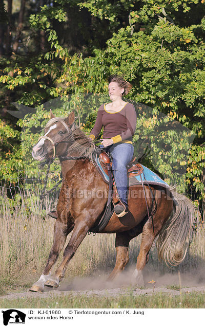 woman rides Horse / KJ-01960