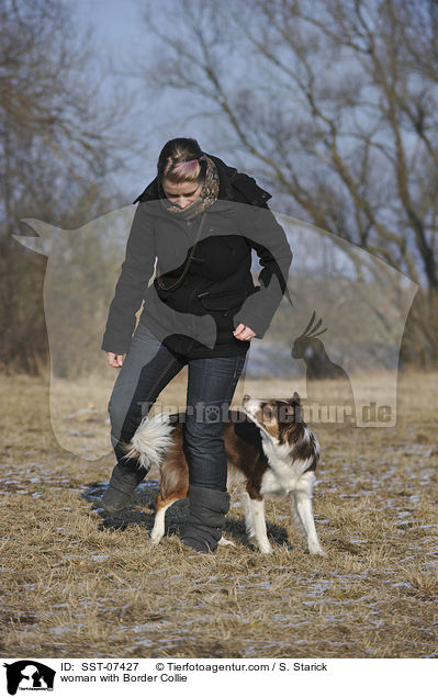 woman with Border Collie / SST-07427