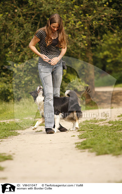 woman with Border Collie / VM-01047
