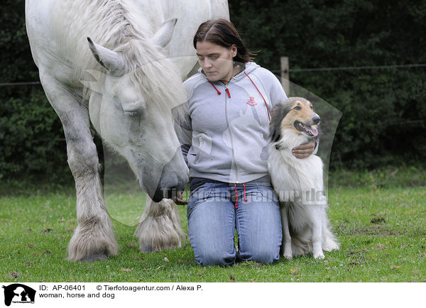 woman, horse and dog / AP-06401