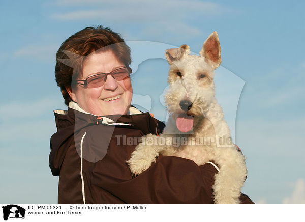 woman and Fox Terrier / PM-05321