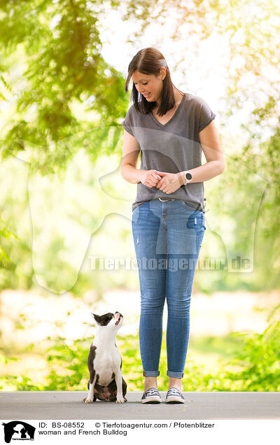 woman and French Bulldog / BS-08552