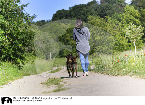 woman and German Boxer / YJ-16005