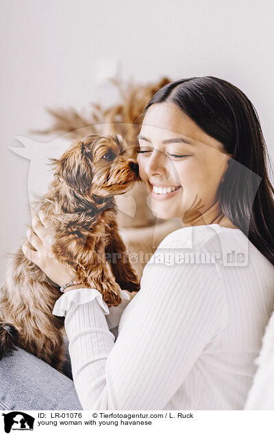 young woman with young havanese / LR-01076
