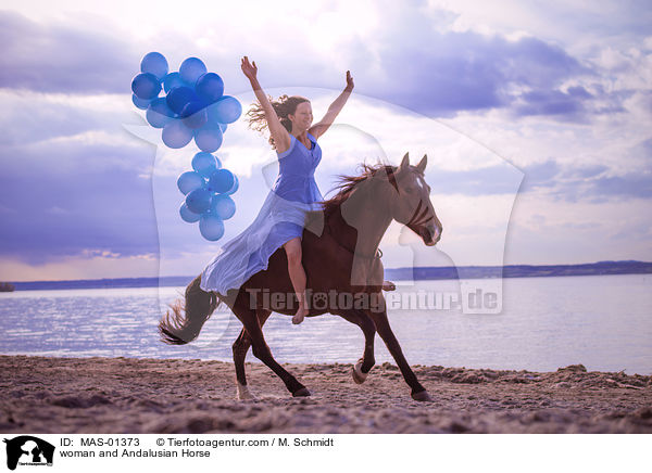 woman and Andalusian Horse / MAS-01373