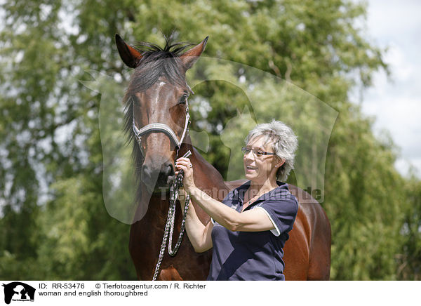woman and english thoroughbred / RR-53476
