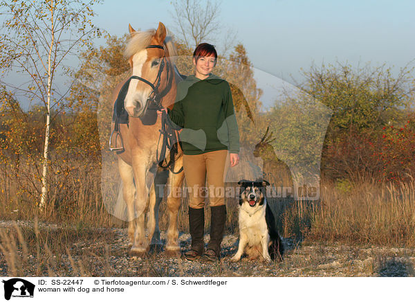 woman with dog and horse / SS-22447