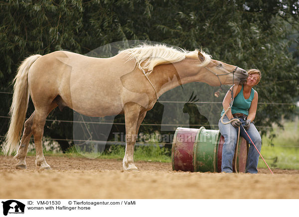 woman with Haflinger horse / VM-01530