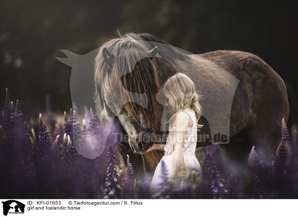 girl and Icelandic horse / KFI-01653