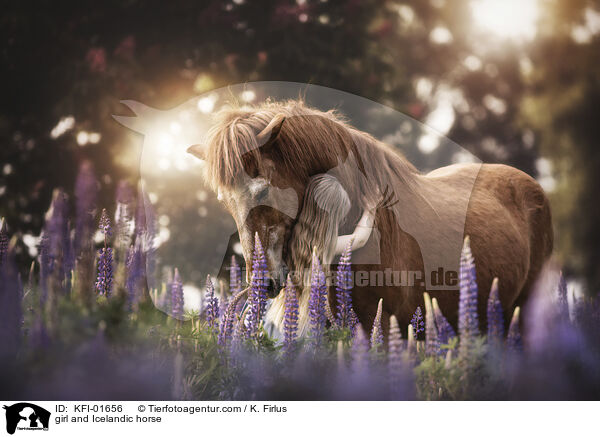 girl and Icelandic horse / KFI-01656
