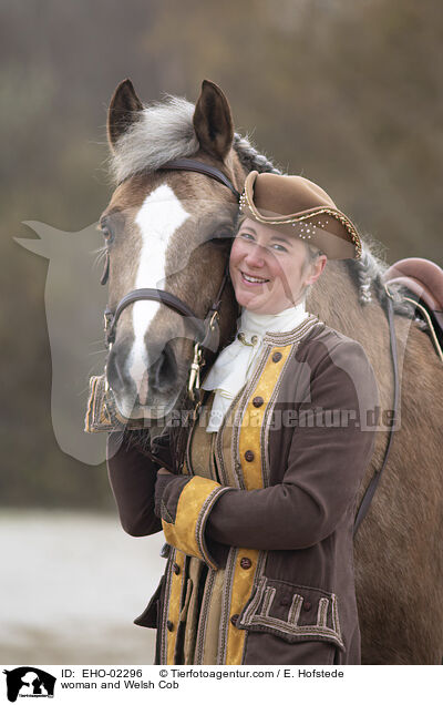 woman and Welsh Cob / EHO-02296